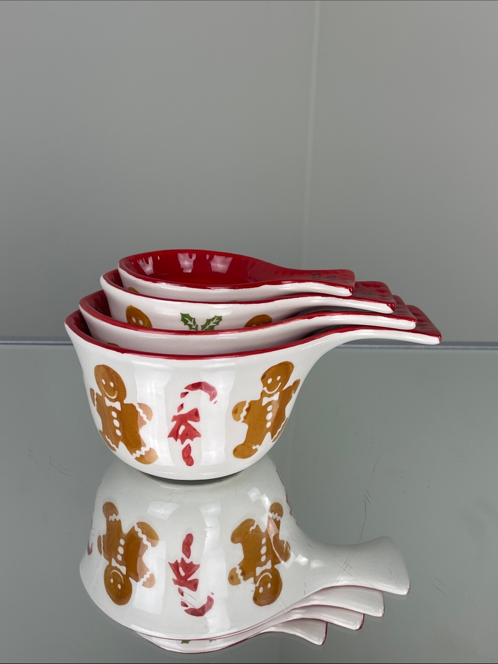 Grace’s Bake Shop Gingerbread Measuring Cups – Christmas Baking Set